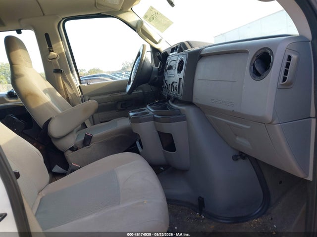 46174039 :رقم المزاد ، 1FBSS3BL9EDA31974 vin ، 2014 Ford E-350 Super Duty Xlt مزاد بيع
