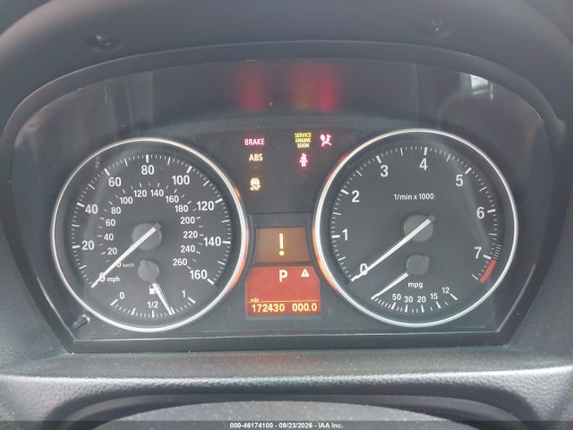 46174100 :رقم المزاد ، WBAPK5G54BNN31857 vin ، 2011 Bmw 328i Xdrive مزاد بيع