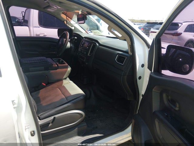 2017 Nissan Titan S მანქანა იყიდება აუქციონზე, vin: 1N6AA1EK3HN543758, აუქციონის ნომერი: 46174101