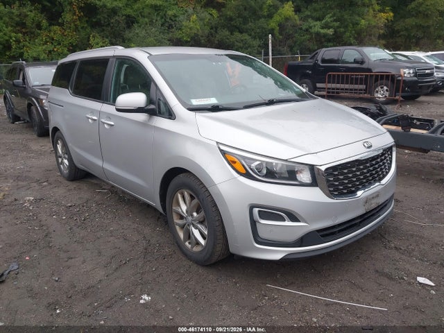 2019 Kia Sedona Ex მანქანა იყიდება აუქციონზე, vin: KNDMB5C11K6542981, აუქციონის ნომერი: 46174110