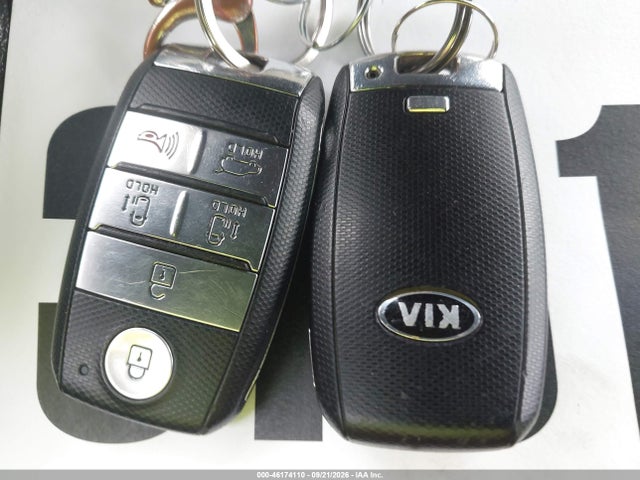 46174110 :رقم المزاد ، KNDMB5C11K6542981 vin ، 2019 Kia Sedona Ex مزاد بيع