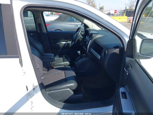 Продажа на аукционе авто 2017 Jeep Compass Latitude Fwd, vin: 1C4NJCEA1HD117287, номер лота: 46174177