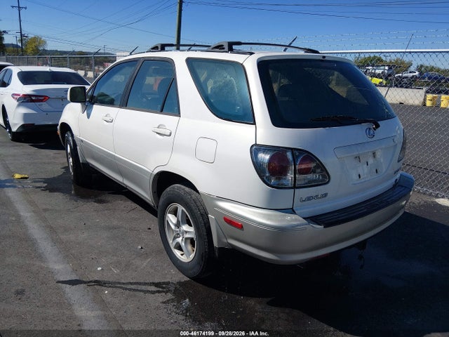 46174199 :رقم المزاد ، JTJGF10U320130831 vin ، 2002 Lexus Rx 300 مزاد بيع