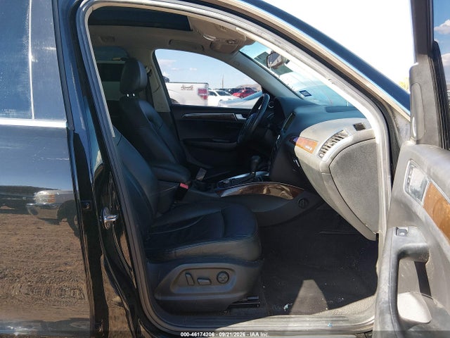 2011 Audi Q5 3.2 Premium Plus მანქანა იყიდება აუქციონზე, vin: WA1DKAFP2BA112506, აუქციონის ნომერი: 46174206