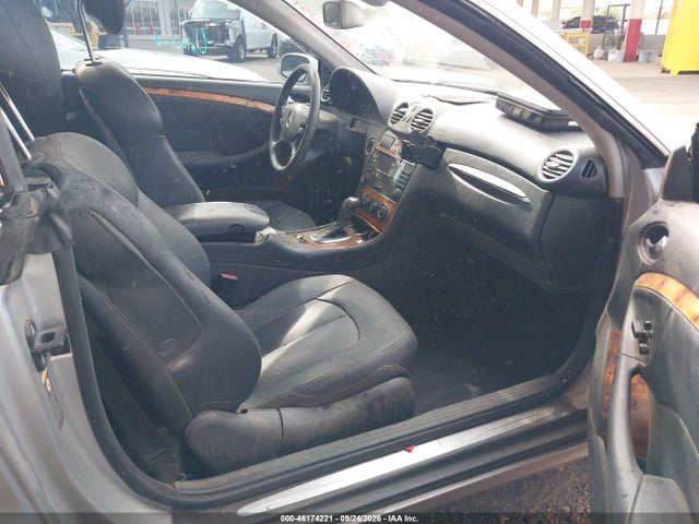 2005 Mercedes-benz Clk 320 მანქანა იყიდება აუქციონზე, vin: WDBTK65G15T039720, აუქციონის ნომერი: 46174221