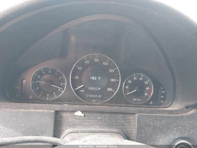 2005 Mercedes-benz Clk 320 მანქანა იყიდება აუქციონზე, vin: WDBTK65G15T039720, აუქციონის ნომერი: 46174221