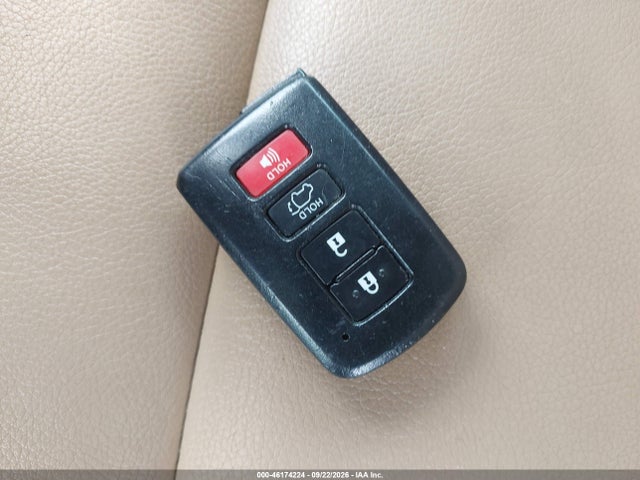 Продаж на аукціоні авто 2018 Toyota Rav4 Limited, vin: 2T3DFREV2JW817072, номер лоту: 46174224