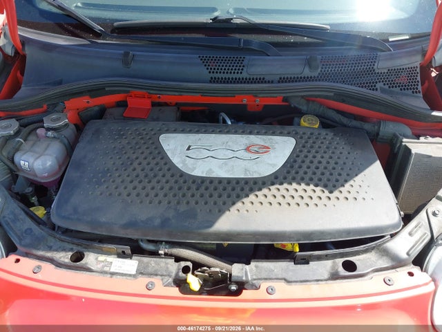 Fiat 500E BATTERY ELECTRIC 2015 3C3CFFGE9FT570224 Image 10