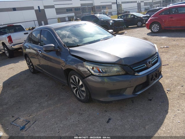 46174277 :رقم المزاد ، 1HGCR6F73FA007989 vin ، 2015 Honda Accord Hybrid Touring مزاد بيع