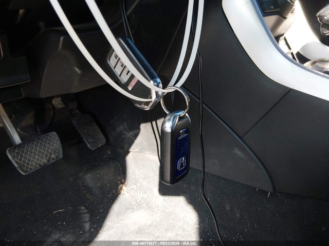 2015 Honda Accord Hybrid Touring მანქანა იყიდება აუქციონზე, vin: 1HGCR6F73FA007989, აუქციონის ნომერი: 46174277