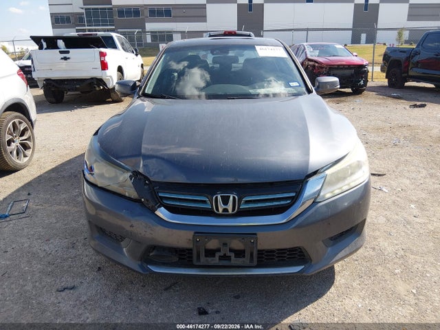2015 Honda Accord Hybrid Touring მანქანა იყიდება აუქციონზე, vin: 1HGCR6F73FA007989, აუქციონის ნომერი: 46174277