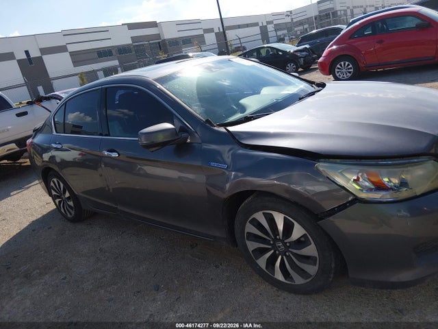 2015 Honda Accord Hybrid Touring მანქანა იყიდება აუქციონზე, vin: 1HGCR6F73FA007989, აუქციონის ნომერი: 46174277