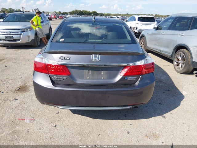 2015 Honda Accord Hybrid Touring მანქანა იყიდება აუქციონზე, vin: 1HGCR6F73FA007989, აუქციონის ნომერი: 46174277