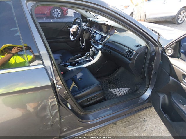 2015 Honda Accord Hybrid Touring მანქანა იყიდება აუქციონზე, vin: 1HGCR6F73FA007989, აუქციონის ნომერი: 46174277