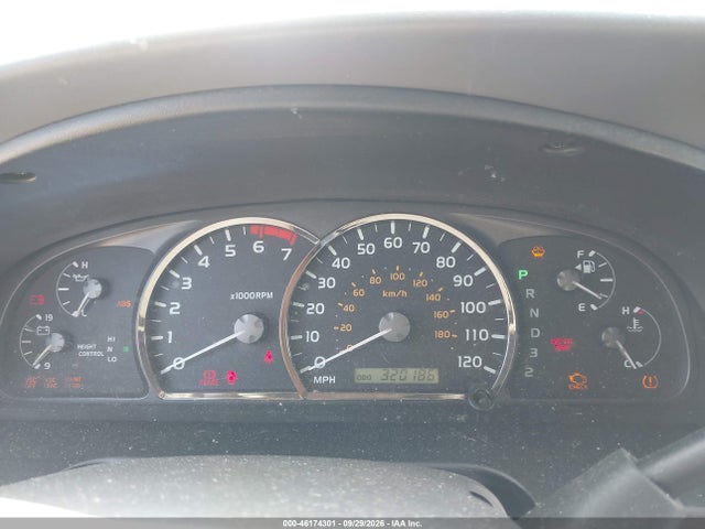 Продажа на аукционе авто 2005 Toyota Sequoia Sr5 V8, vin: 5TDBT44A35S238648, номер лота: 46174301