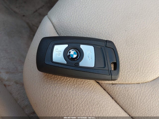 BMW 320i Xdrive 2015 WBA3C3C52FP664004 Image 11