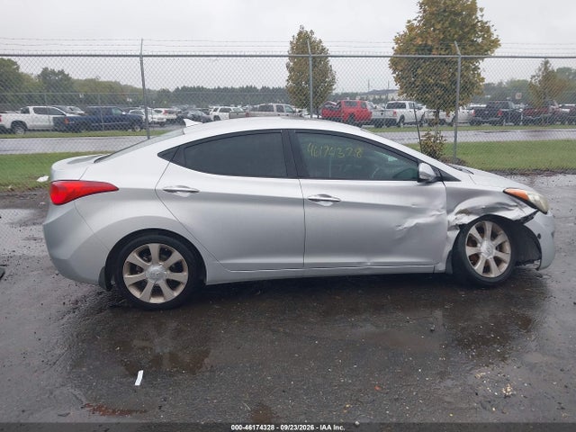 2013 Hyundai Elantra Limited მანქანა იყიდება აუქციონზე, vin: 5NPDH4AE3DH157719, აუქციონის ნომერი: 46174328