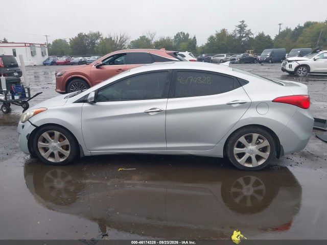 2013 Hyundai Elantra Limited მანქანა იყიდება აუქციონზე, vin: 5NPDH4AE3DH157719, აუქციონის ნომერი: 46174328