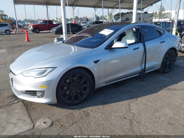 Tesla Model S 100d/75d/p100d 2018 5YJSA1E27JF246522 Image 2