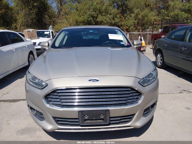 3FA6P0H77FR182107 Ford FUSION SE