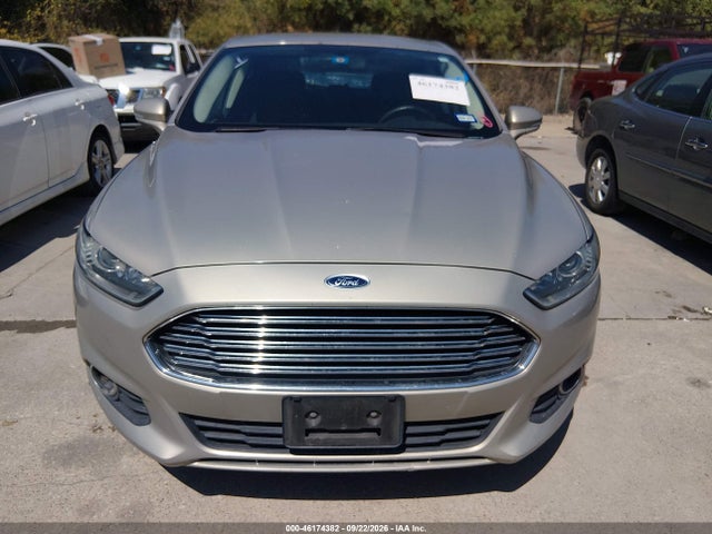 3FA6P0H77FR182107 Ford FUSION SE