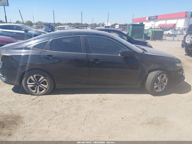 Продаж на аукціоні авто 2018 Honda Civic Lx, vin: 2HGFC2F53JH581993, номер лоту: 46174410