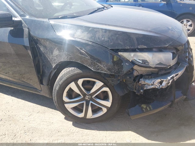Продаж на аукціоні авто 2018 Honda Civic Lx, vin: 2HGFC2F53JH581993, номер лоту: 46174410