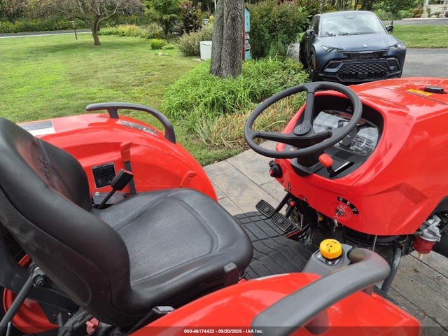 Продажа на аукционе авто 2024 Kubota Mx5400, vin: KBUL3BHRJR8D34460, номер лота: 46174432