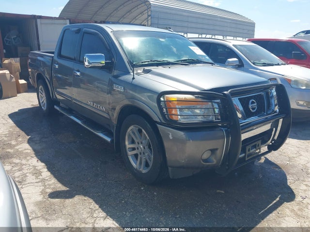 46174463 :رقم المزاد ، 1N6BA0ED6DN304358 vin ، 2013 Nissan Titan Sl مزاد بيع