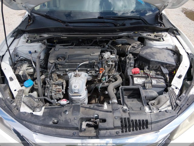 46174493 :رقم المزاد ، 1HGCR2F85HA305237 vin ، 2017 Honda Accord Ex-l مزاد بيع
