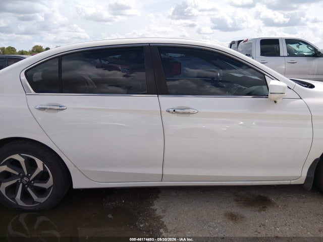 46174493 :رقم المزاد ، 1HGCR2F85HA305237 vin ، 2017 Honda Accord Ex-l مزاد بيع