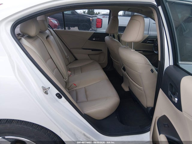 46174493 :رقم المزاد ، 1HGCR2F85HA305237 vin ، 2017 Honda Accord Ex-l مزاد بيع