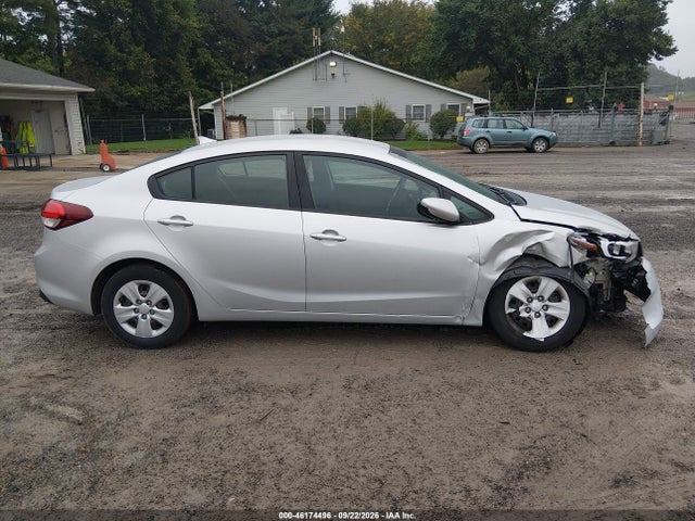 Aukcja sprzedaży 2017 Kia Forte Lx, vin: 3KPFK4A75HE076176, numer aukcji: 46174496
