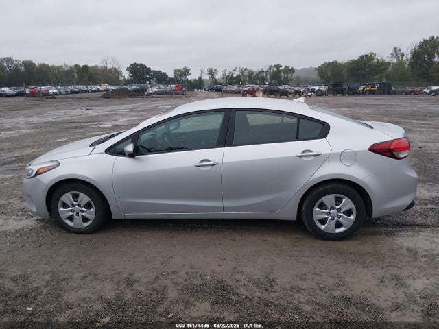 Aukcja sprzedaży 2017 Kia Forte Lx, vin: 3KPFK4A75HE076176, numer aukcji: 46174496