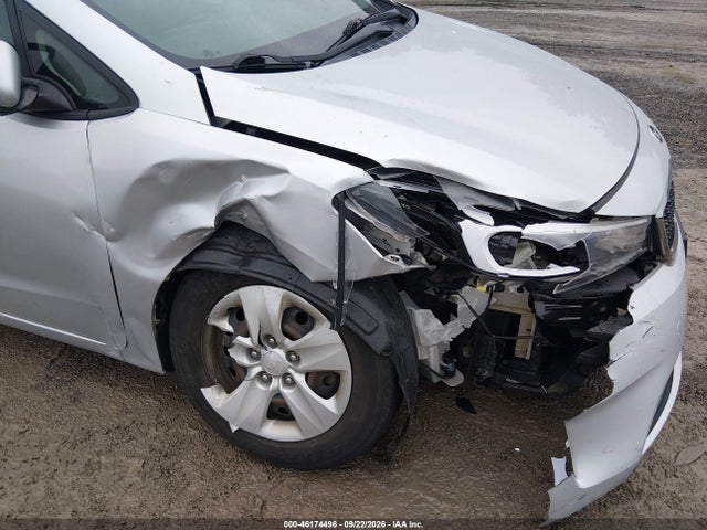 Aukcja sprzedaży 2017 Kia Forte Lx, vin: 3KPFK4A75HE076176, numer aukcji: 46174496