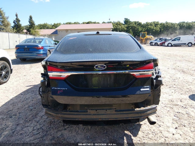 46174512 :رقم المزاد ، 3FA6P0HD6JR129753 vin ، 2018 Ford Fusion Se مزاد بيع