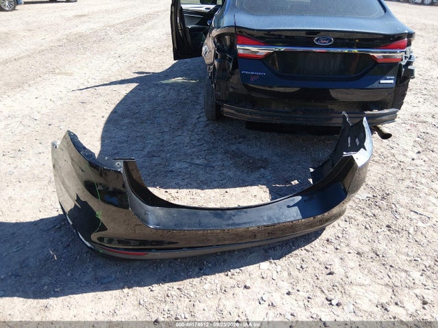 46174512 :رقم المزاد ، 3FA6P0HD6JR129753 vin ، 2018 Ford Fusion Se مزاد بيع