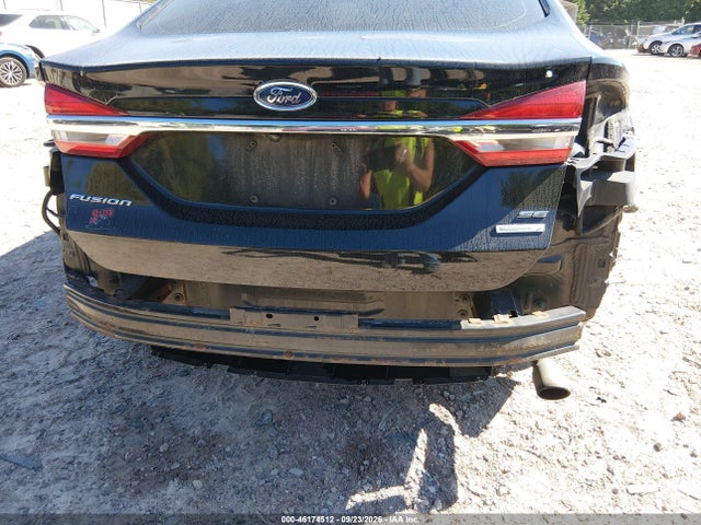 46174512 :رقم المزاد ، 3FA6P0HD6JR129753 vin ، 2018 Ford Fusion Se مزاد بيع