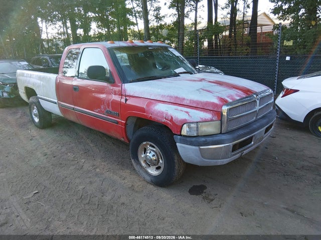 46174513 :رقم المزاد ، 3B7KC23621G225626 vin ، 2001 Dodge Ram 2500 St مزاد بيع