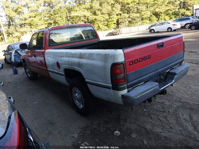 46174513 :رقم المزاد ، 3B7KC23621G225626 vin ، 2001 Dodge Ram 2500 St مزاد بيع