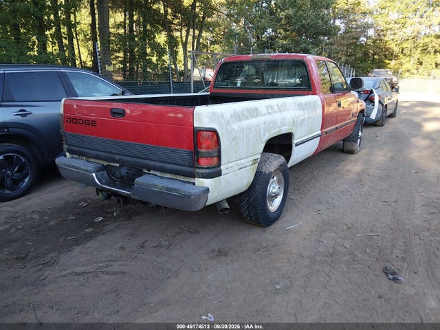 46174513 :رقم المزاد ، 3B7KC23621G225626 vin ، 2001 Dodge Ram 2500 St مزاد بيع