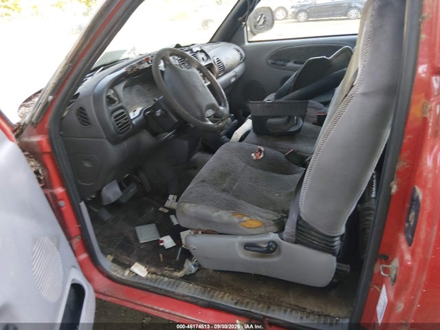 46174513 :رقم المزاد ، 3B7KC23621G225626 vin ، 2001 Dodge Ram 2500 St مزاد بيع