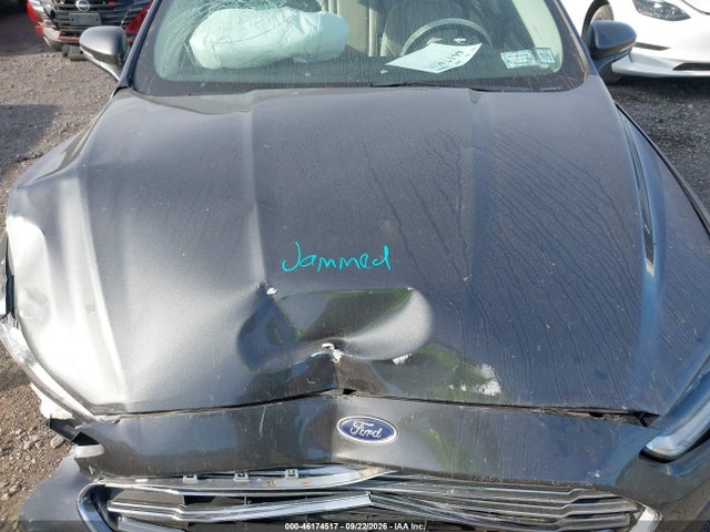 46174517 :رقم المزاد ، 3FA6P0RU4GR325200 vin ، 2016 Ford Fusion Hybrid Titanium مزاد بيع