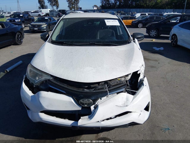 Продажа на аукционе авто 2017 Toyota Rav4 Le, vin: JTMZFREV4HJ103863, номер лота: 46174535