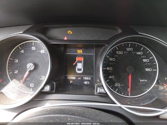 Продаж на аукціоні авто 2011 Audi A5 2.0t Premium, vin: WAULFAFR5BA087623, номер лоту: 46174543