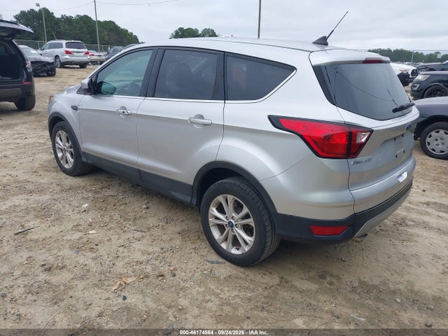 2019 Ford Escape Se მანქანა იყიდება აუქციონზე, vin: 1FMCU0GD5KUA25722, აუქციონის ნომერი: 46174564