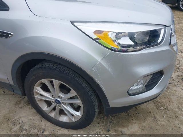 2019 Ford Escape Se მანქანა იყიდება აუქციონზე, vin: 1FMCU0GD5KUA25722, აუქციონის ნომერი: 46174564