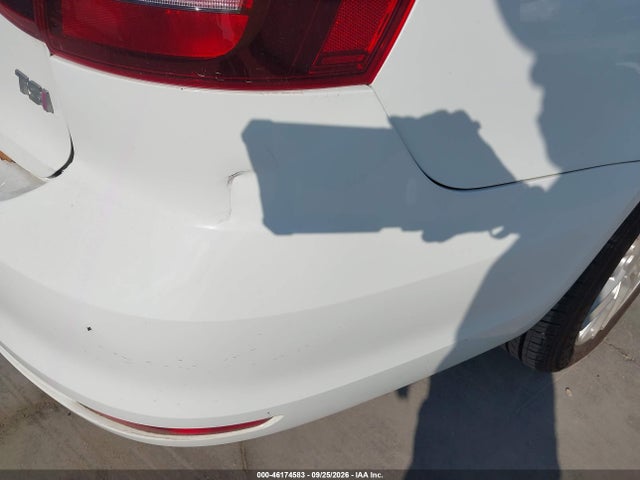 2018 Volkswagen Jetta 1.4t S მანქანა იყიდება აუქციონზე, vin: 3VW2B7AJ3JM215984, აუქციონის ნომერი: 46174583