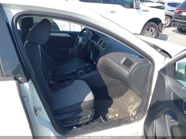 2018 Volkswagen Jetta 1.4t S მანქანა იყიდება აუქციონზე, vin: 3VW2B7AJ3JM215984, აუქციონის ნომერი: 46174583