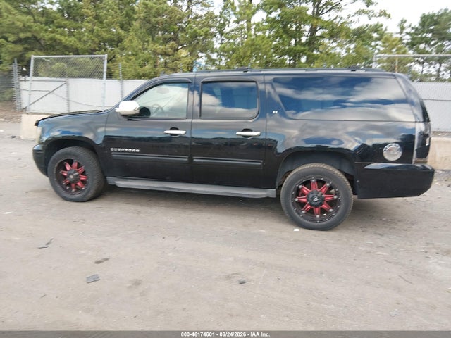 46174601 :رقم المزاد ، 1GNUKJE31AR235063 vin ، 2010 Chevrolet Suburban 1500 Lt1 مزاد بيع